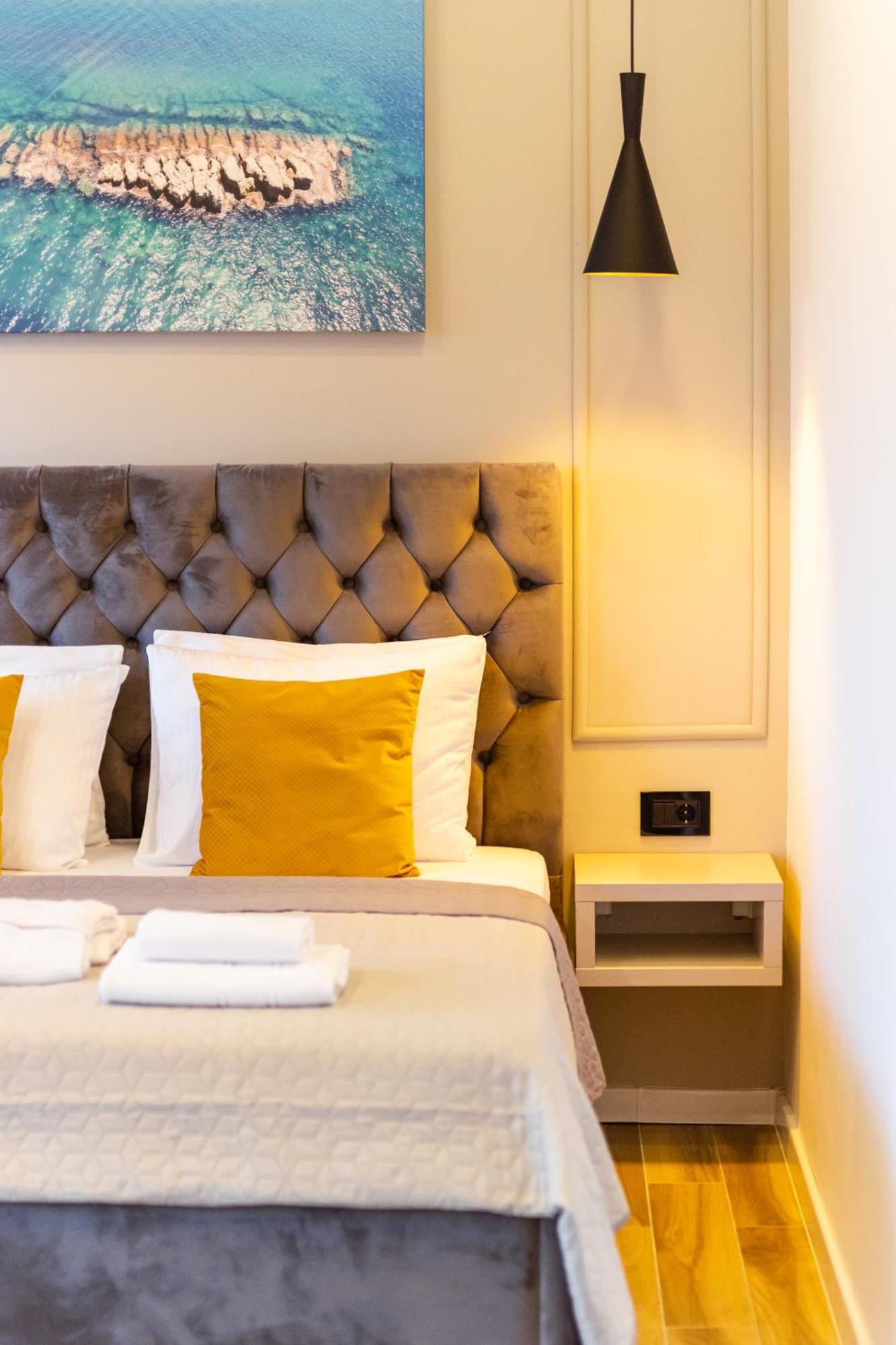 Apartments Kan Улцинь Екстер'єр фото