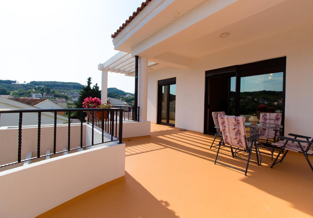 Apartments Kan Улцинь Екстер'єр фото