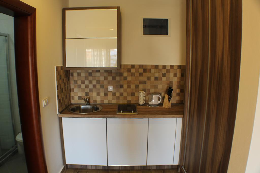 Apartments Kan Улцинь Екстер'єр фото