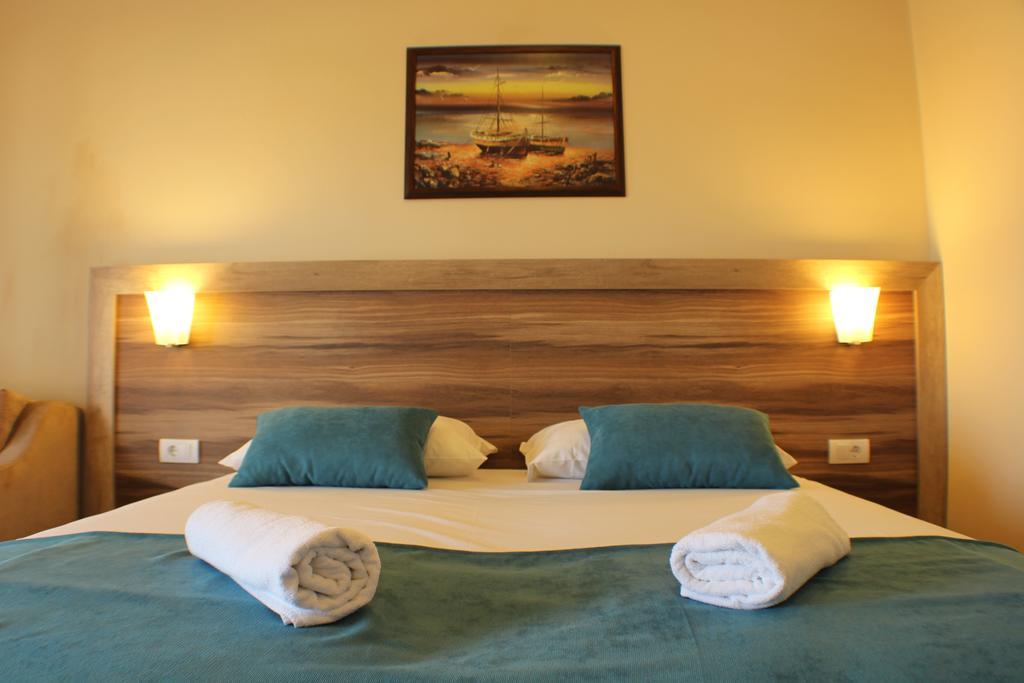 Apartments Kan Улцинь Екстер'єр фото